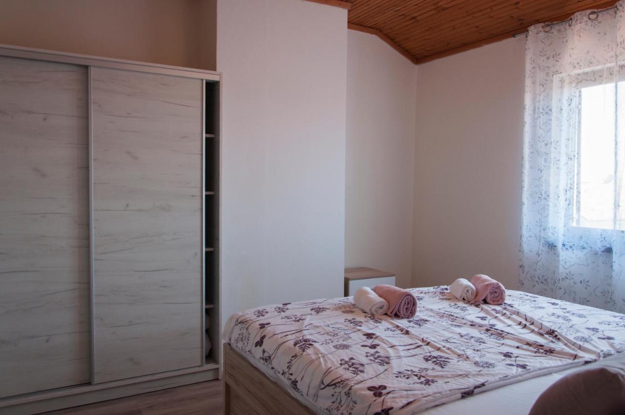 Domus Albus Apartment *